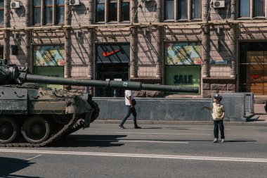 A parade of broken Russian military equipment in the city center on Khreshchatyk Street.