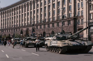 A parade of broken Russian military equipment in the city center on Khreshchatyk Street.