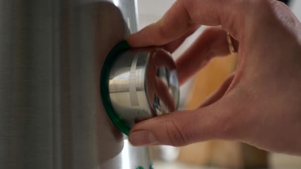 Close Female Hand Turning Power Speed Knob Kitchen Blender Mixer — 비디오
