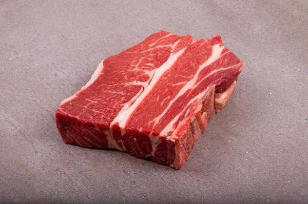 肉铺的石角肉片切肉 — 图库照片