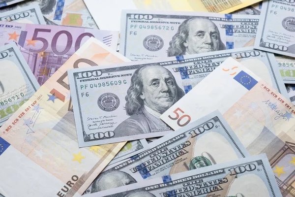 Dollar och euro närbild. — Stockfoto