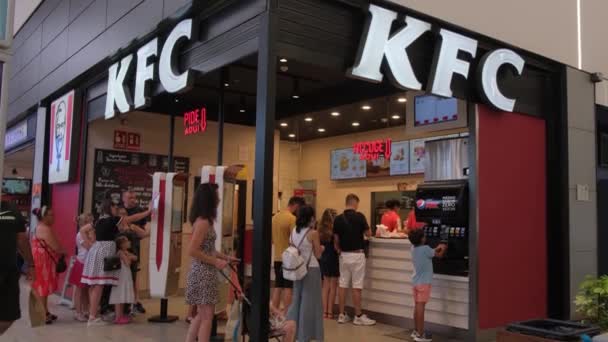 Tarragona Spain June 2022 Kfc Fast Food Restaurant — ストック動画