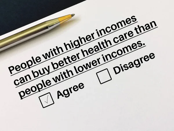 One Person Answering Question Social Inequality Person Agrees People Higher — Stock Photo, Image
