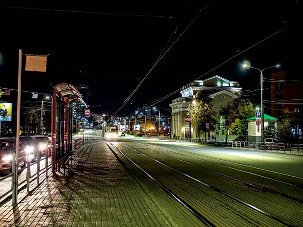 Spårvagn Skenor Som Går Till Natten Stad Höst Kirova Street — Stockfoto