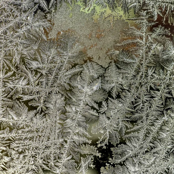 Kış Penceresinde Buzlu Doğal Desen Soğuk Desenlerin Dokusu Dendritik Görüntü — Stok fotoğraf