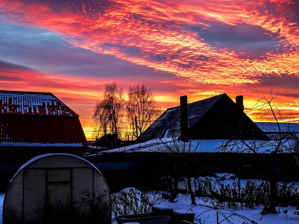 Vista Brillante Atardecer Invierno Rojo Azul Campo —  Fotos de Stock