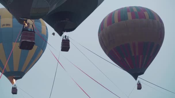 Heißluftballonfestival Show Ukraine Zeitlupe Kiew Dezember 2020 Hochwertiges Fullhd Filmmaterial — Stockvideo