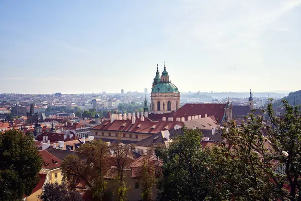 Praga Czeska Republika Październik 2021 Panoramiczny Widok Mala Strana Kościół — Zdjęcie stockowe