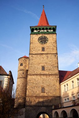 JICIN, CZECH Cumhuriyet - 31 Ekim 2021: Valdicka brana veya Valdstejnovo namesti veya Wallenstein Meydanı 'ndaki Valdice Kapısı