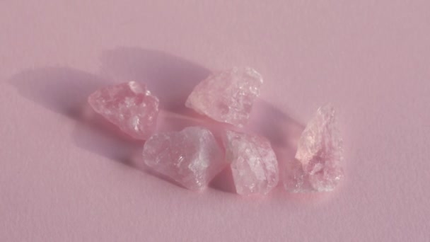 Focusing Pink Rose Quartz Crystals Close — Stockvideo