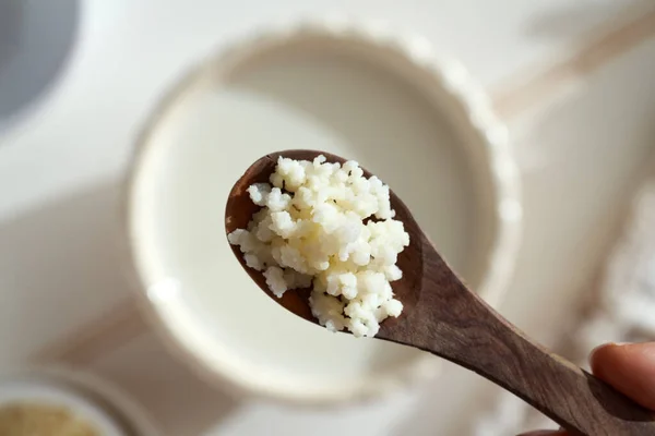 Kefir Grains Spoon Bowl Fresh Milk Preparation Homemade Fermented Drink — Stock Fotó