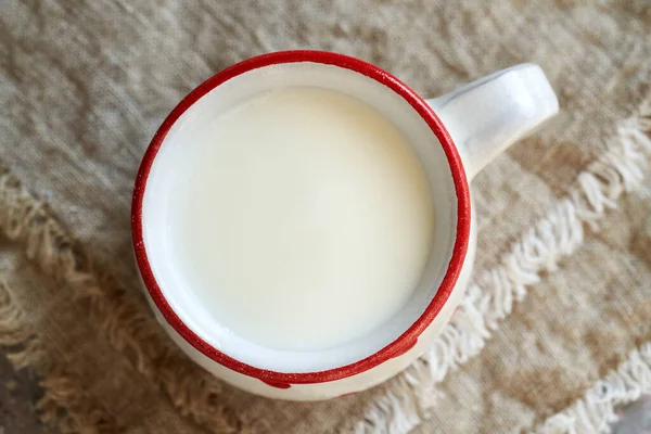 Une Tasse Kéfir Lait Sur Une Table Vue Sur Dessus — Photo