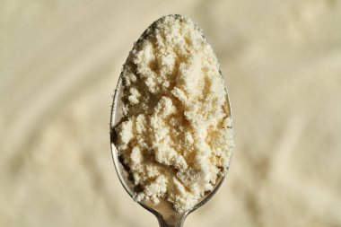 Kurumuş süt proteini - sağlıklı besin takviyesi