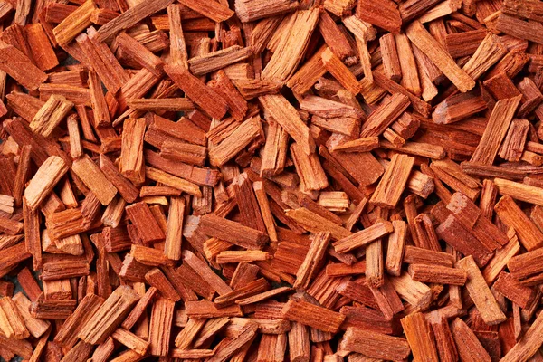 Sluiting Van Rode Sandelhoutspaanders Ingrediënt Voor Aromatherapieoliën — Stockfoto