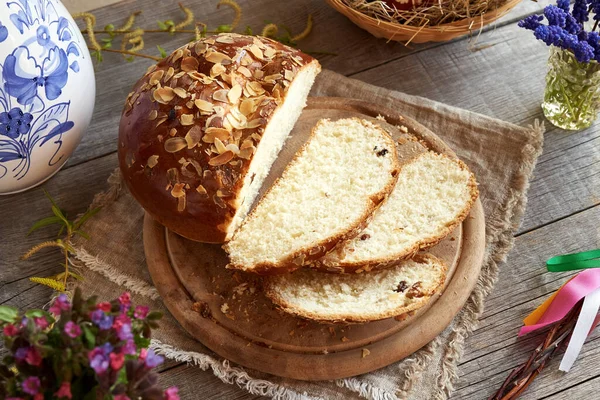 Mazanec Scheiben Traditionelles Süßes Tschechisches Ostergebäck Ähnlich Wie Heiße Kreuzbrötchen — Stockfoto