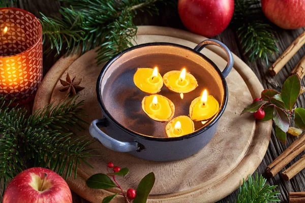 Candles Made Walnut Shells Beeswax Floating Water Christmas Custom — Foto de Stock