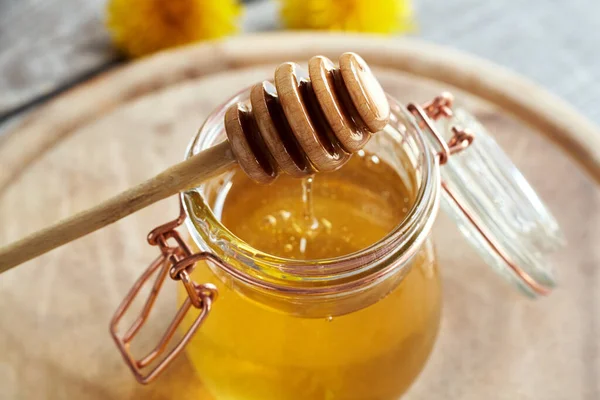 Dandelion Honey Homemade Syrup Made Sugar Fresh Taraxacum Flowers — Stockfoto