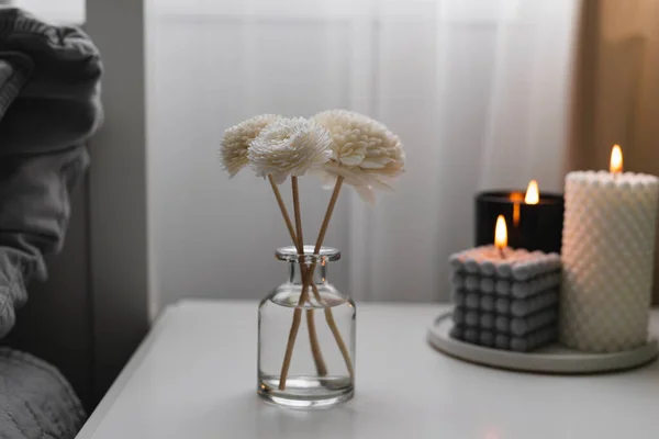 Home Aroma Fragrance Diffuser Burning Candles Bedside Table Bedroom Interior — Stockfoto