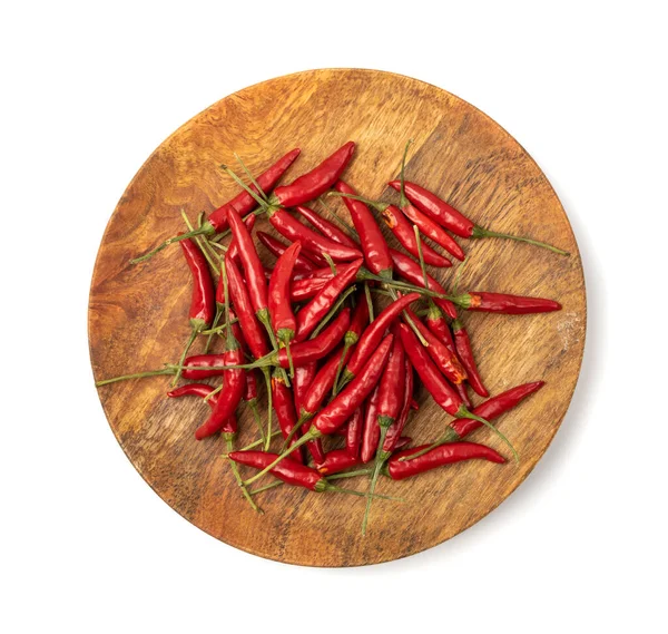 고추는 격리되어 2014 Heap Spicy Chilli Pepper Wood Plate Top — 스톡 사진