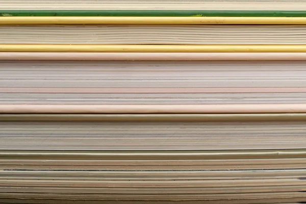 Libro Stack Texture Sfondo Bordi Della Vecchia Rivista Vicino Mucchio — Foto Stock