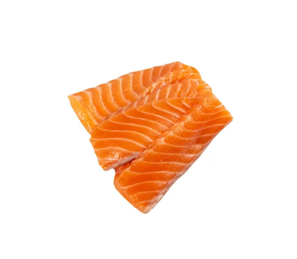 在白色背景的顶部视图中分离的生鲑鱼鱼片切片 鲜红鱼或鳟鱼的厚片 — 图库照片
