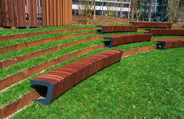 Nouveau Banc Moderne Dans Parc Architecture Ville Plein Air Bancs — Photo