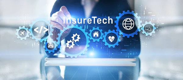 Insurtech Tecnología de seguros concepto de finanzas de negocios en línea en pantalla —  Fotos de Stock