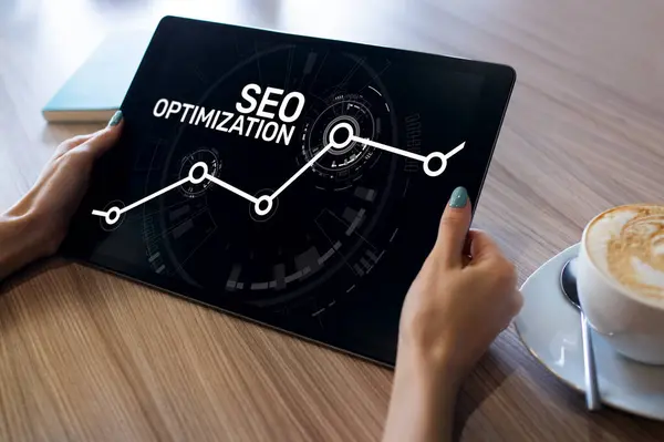 Optymalizacja wyszukiwarek SEO. Koncepcja marketingu biznesowego i cyfrowego. — Zdjęcie stockowe