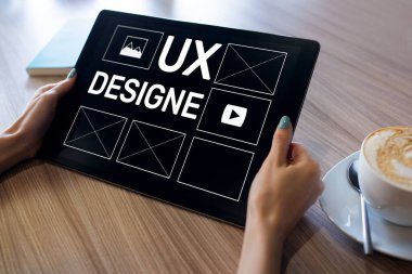 UX Tasarım. Kullanıcı deneyimi tasarımcısı, Web ve uygulama geliştirme. İnternet ve teknoloji kavramı.