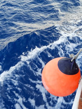 Yattan Kızıl Deniz manzarası.