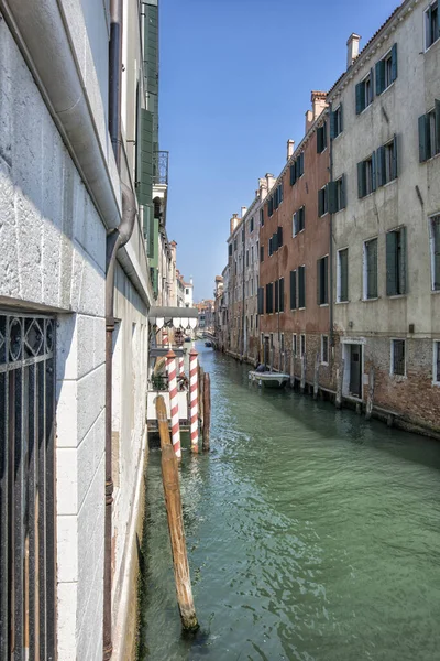 Piękny Wenecki Kanał Letni Dzień Włochy — Zdjęcie stockowe