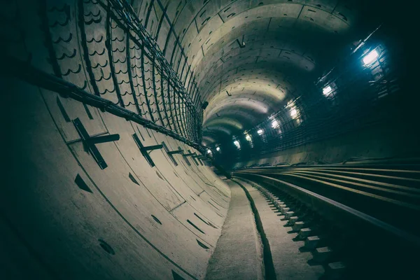 Redondo Túnel Metrô Enrolamento Subterrâneo Indo Para Distância — Fotografia de Stock