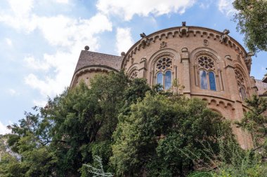 Santa Maria de Montserrat Manastırı.