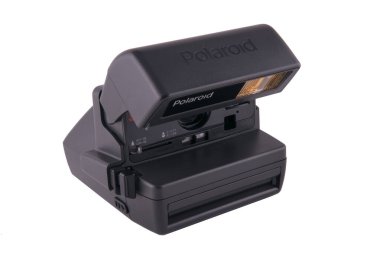 Belarus Minsk Ocak 2018. Polaroid şirketinin izole edilmiş bir kamerasının fotoğrafı.