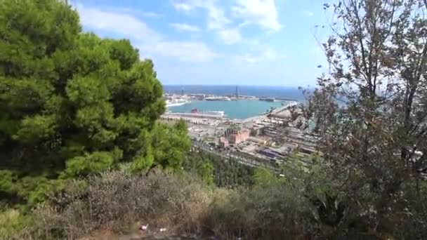 Άποψη Του Λιμανιού Στη Βαρκελώνη Μια Ηλιόλουστη Μέρα — Αρχείο Βίντεο