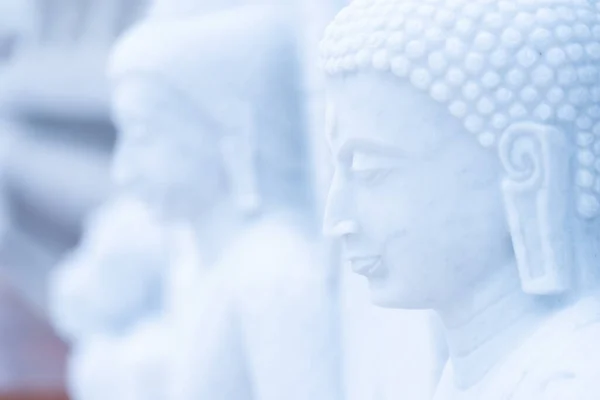 Statua Buddha Bella Pietra Calcarea Bianca Adorare Secondo Fede — Foto Stock