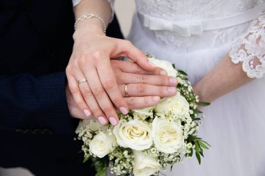 Alyans düğün çift elle