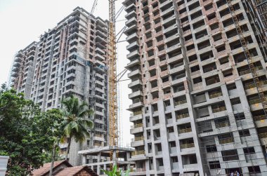 Bina inşaat altında bitti