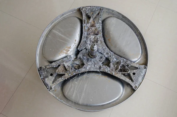 Ragno Alluminio Corrotto Una Lavatrice — Foto Stock