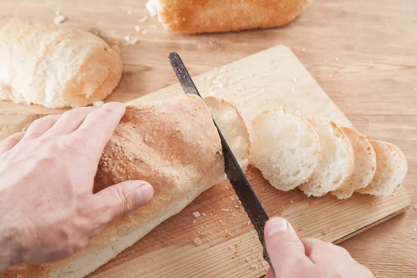 Caucasian Man Cutting Bread Healthy Food — Stock Photo, Image