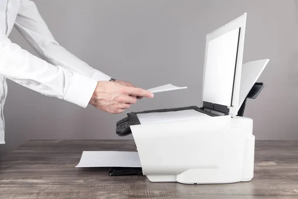 Man Copying Scanning Documents Office — Stock Photo, Image
