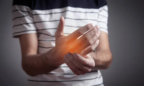 Caucasian Young Man Having Pain Hand — Stock Photo, Image