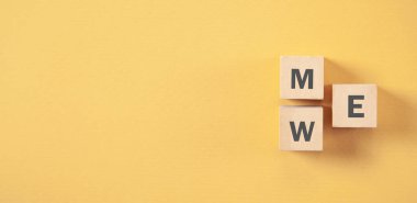 Bana ve diğer insanlara haber ver..