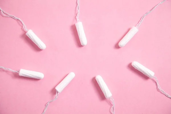 Tampón Menstrual Sobre Fondo Rosa — Foto de Stock