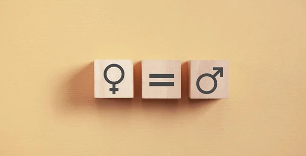 Male Female Symbols Wooden Cubes Concept Gender Equality — Stock Photo, Image