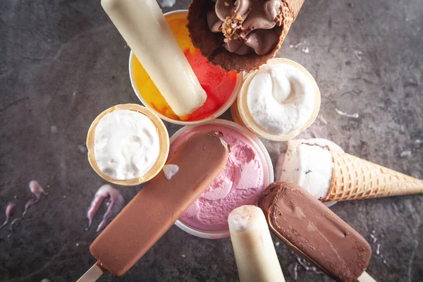 Ice Cream Waffle Cone Strawberry Vanilla Chocolate — Stock Photo, Image