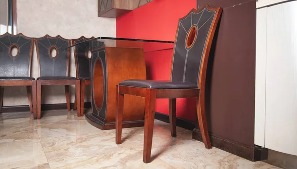 Modern Mutfak Mimarisi Sandalyeler Masa — Stok fotoğraf