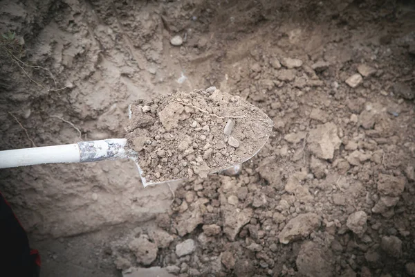Shovel Soil Digging Hole — Stock Photo, Image