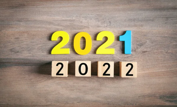 2021 2022 Kostkou Stole Šťastný Nový Rok — Stock fotografie