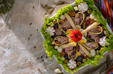 Fiambre is the traditional cuisine of Guatemala. Made with seasonal vegetables and cold meats.